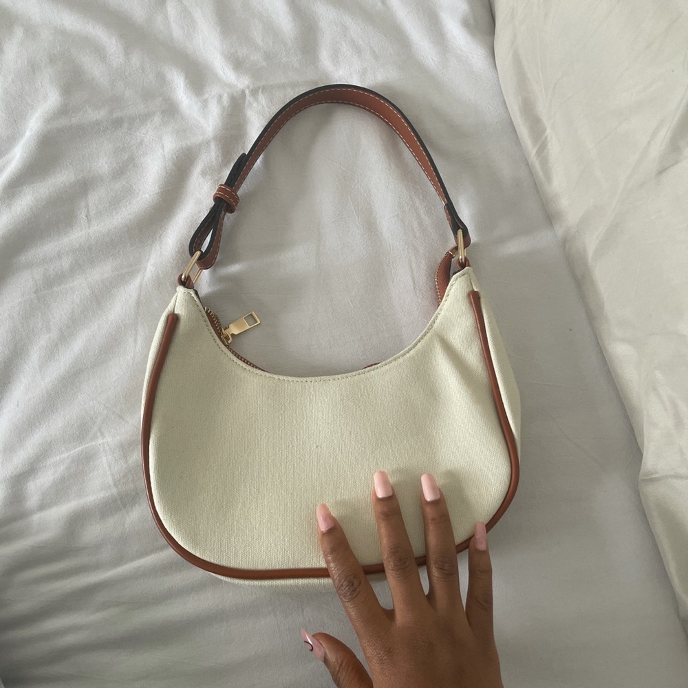 Shoulder bag